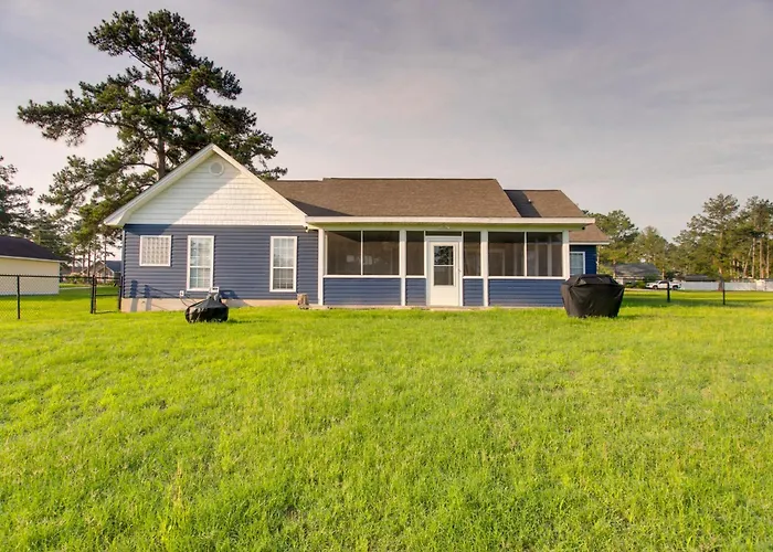 Peaceful Lake Escape W/ Dock In Coffee County