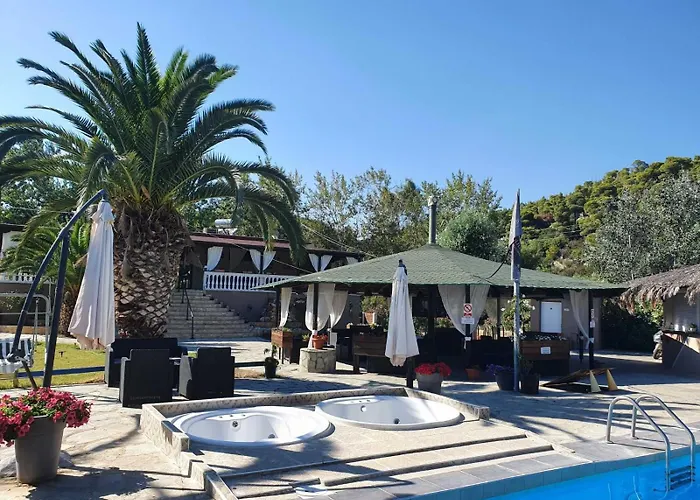 Koviou Holiday Village