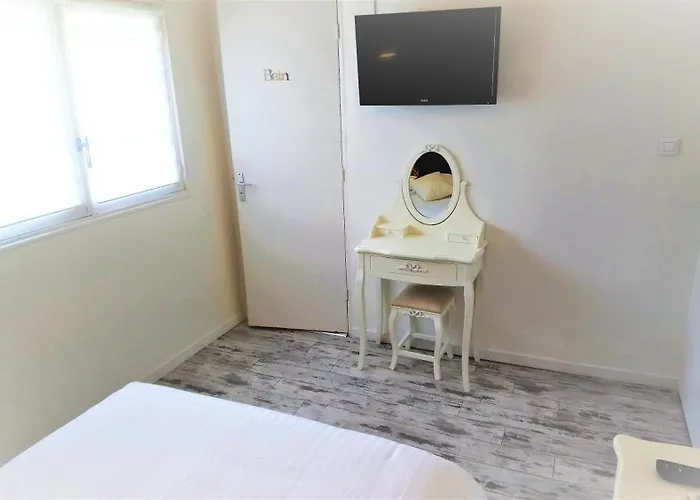 Petite chambre économique avec accès au spa extérieur