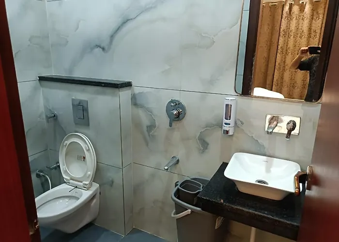 Hotel Deepjot