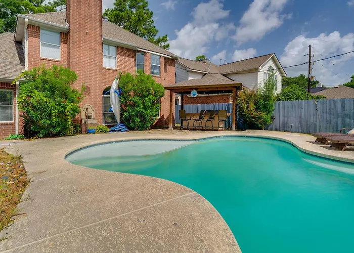 Pool & Shared Game Area! Home 7 Mi To Dtwn Tomball