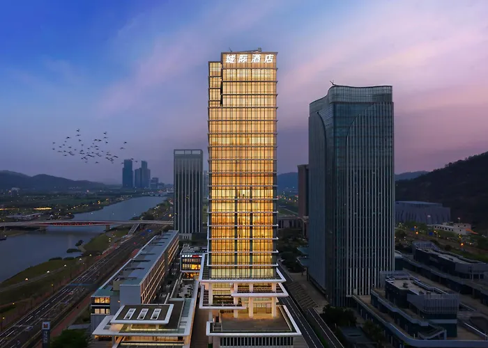 Intercity Hotel Zhuhai Hengqin Tianmu River