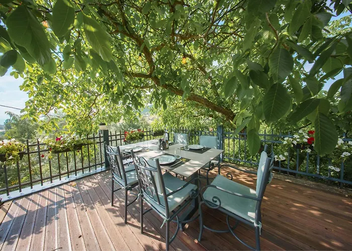 Princesha Gresa Hill Hotel