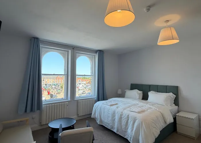 Nova Rooms
