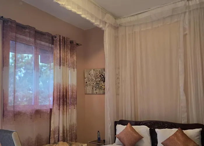 Lesha Park Hotel