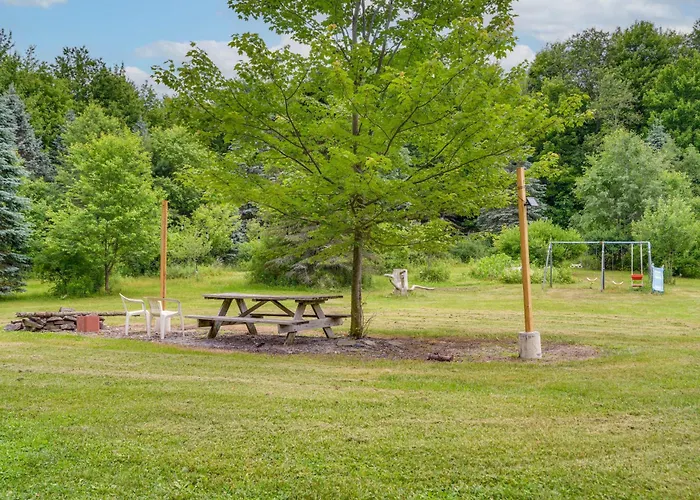 'The Little Farmhouse' Wellsboro Getaway