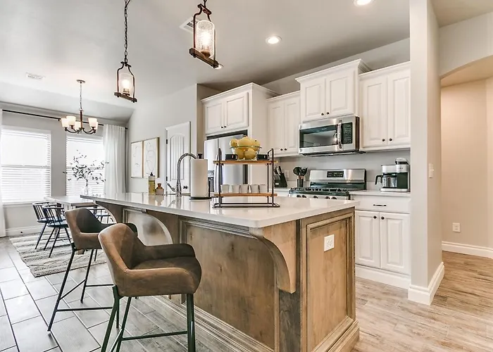 Excellent New Home In Wonderful Neighborhood
