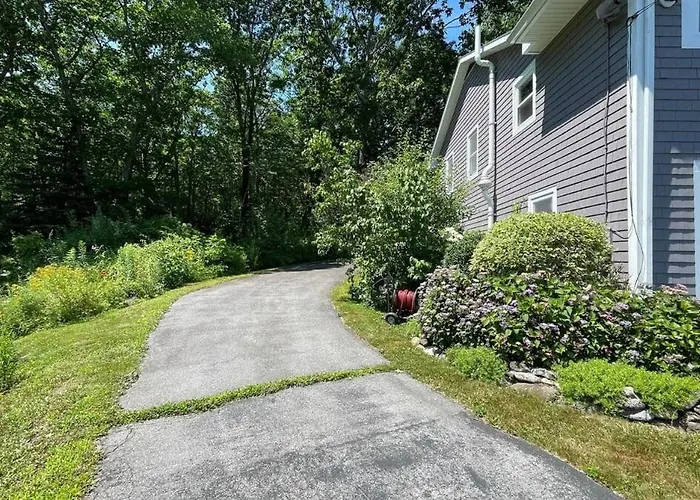 Penobscot View, 4 Bedroom Home In Rockland Maine