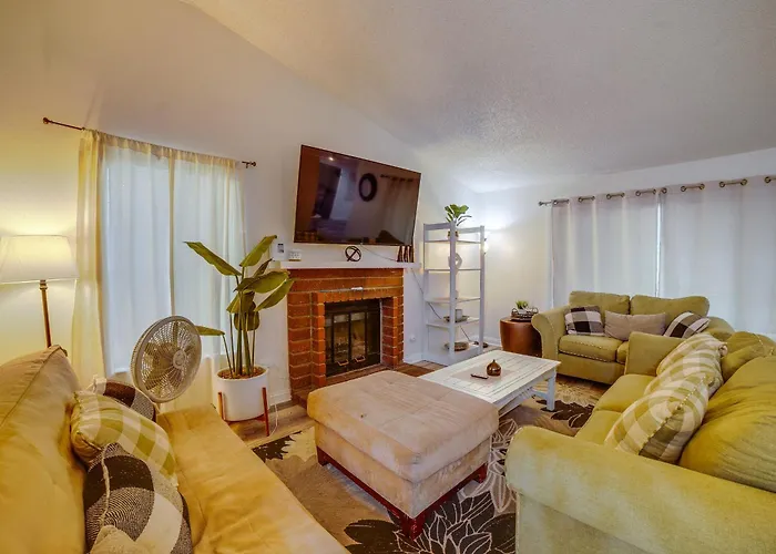 Moreno Valley Family Retreat Near Hwy 60