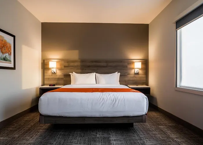 Amsterdam Inn & Suites, An Ascend Collection Hotel
