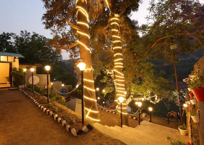 लेक एंड वुड्स