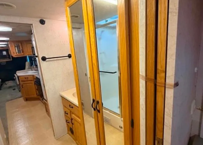 Comfortable Home On Wheels
