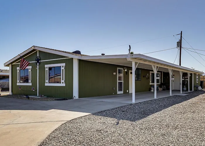 2 Mi To Colorado River! Family Home W/ Fenced Yard