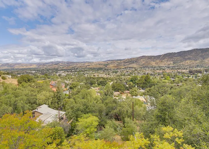 Combined Retreat W/ Epic Views In Simi Valley!