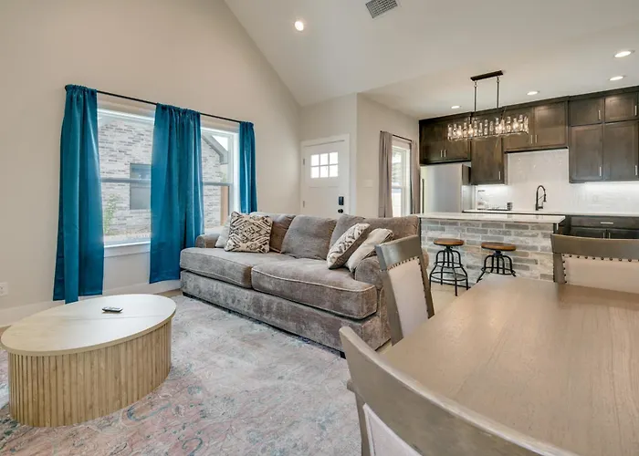 Near Afb & Medical Center: Modern San Angelo Home