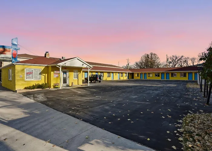 Arrowhead Motel Designer Single At Sundance
