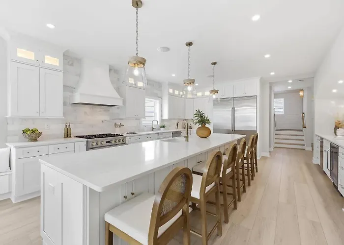Pure Luxe Beach Block 5Br Mansion