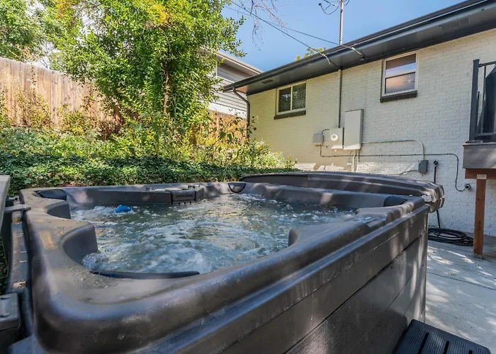 Hot Tub Family Home With Mountain Views - Close To Red Rocks And Clear Creek