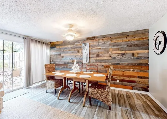 Dog Friendly Coastal Townhome With Golf Course Views Patios And Washer Dryer