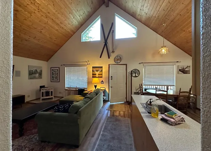 Family Ski Cabin In Packwood