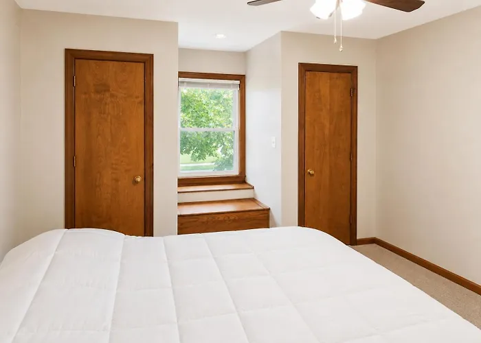 Kaw Drive Guest House