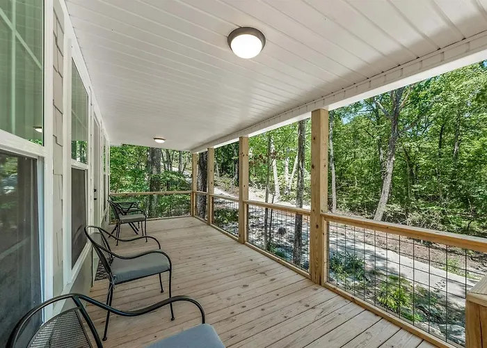 Fantastic Peaceful Cabin In Fort Payne, Alabama