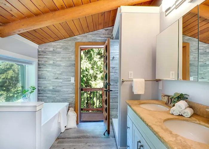 Fern Ridge Cabin - Hot Tub - Sauna - Cold Plunge