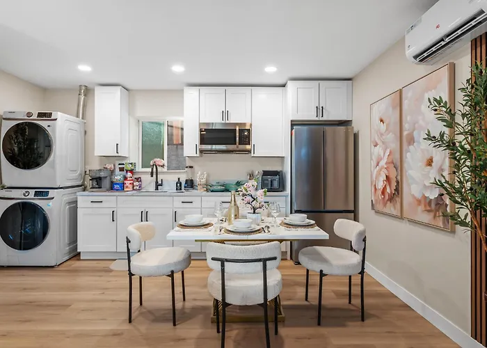 Entire Private Home With 2 King Beds, Gated Yard, 4 Parking, Ranch-Style, Available Now