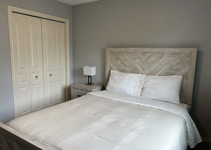 Cozy Kitchener-Waterloo Home