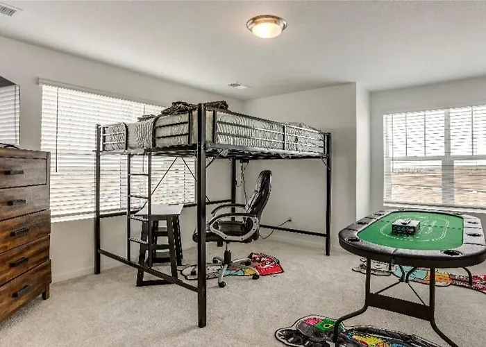Spacious 4Br Home Near Denver & Dia