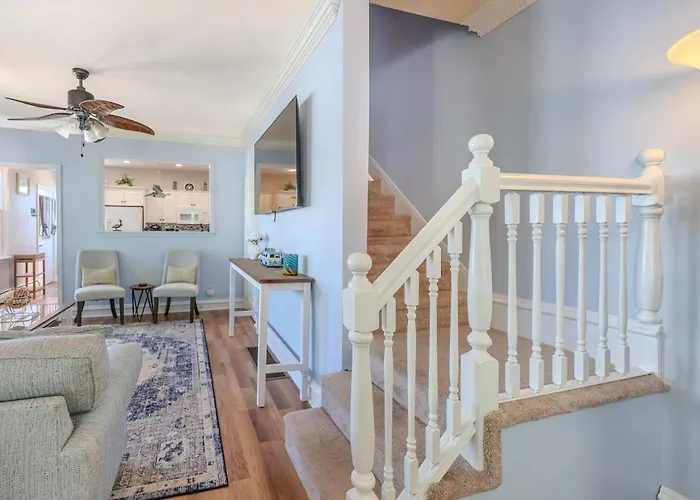 Buttercup Belle - Luxe Victorian & Game Room