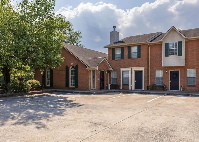Spacious 3Br 3Ba 5 Bds Decatur Townhouse