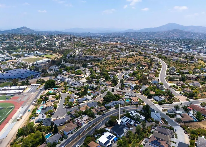 Mount Helix Lower Stay With Panorama Views