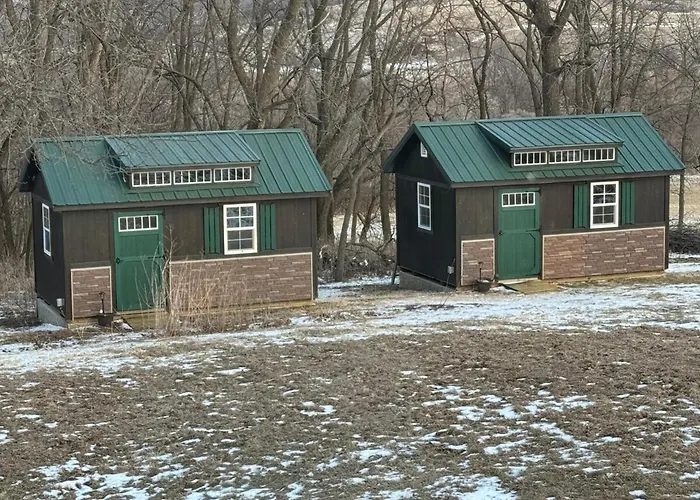 Timber Hill Sanctuary Quiet 34-Acre Getaway