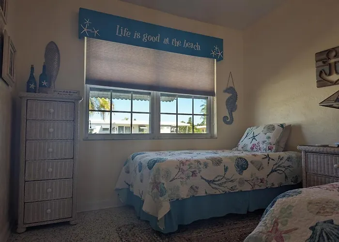 Waterfront Pool Home With Gulf Access!