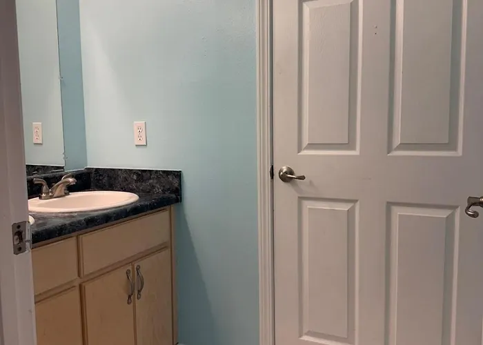 7Br Escape With Pool & Games Defuniak Springs