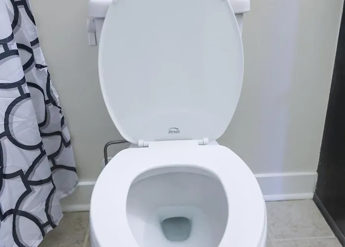 Cozy & Inviting 2Bd 2Bth Apt Home