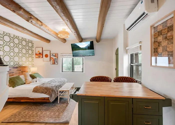 Homey Studio In Manitou Springs Walk Downtown