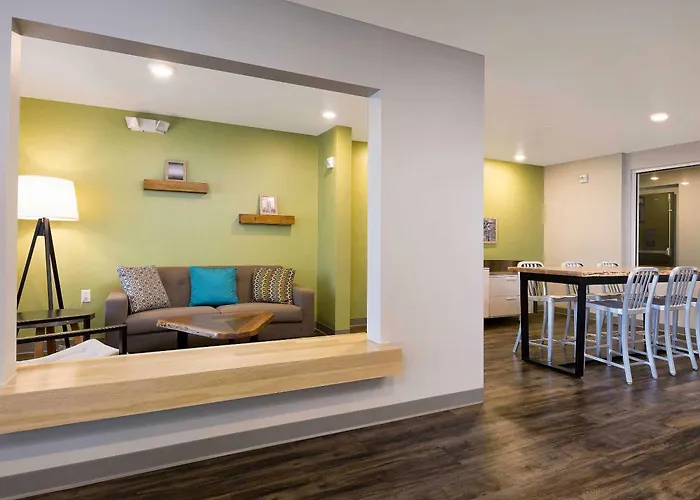 Woodspring Suites St Joseph