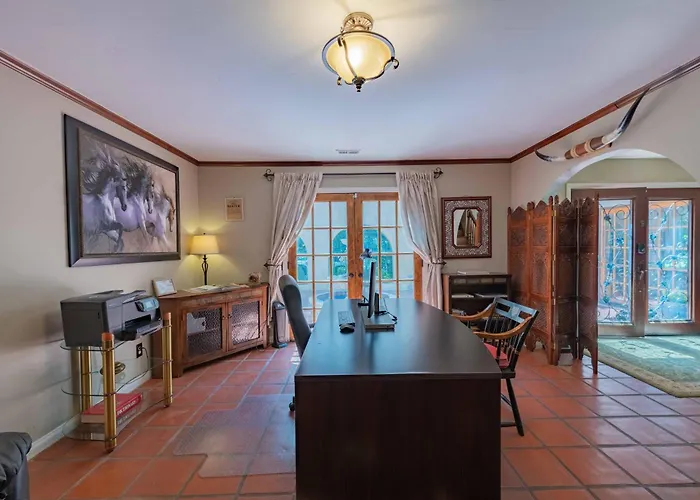 San Antonio Estate