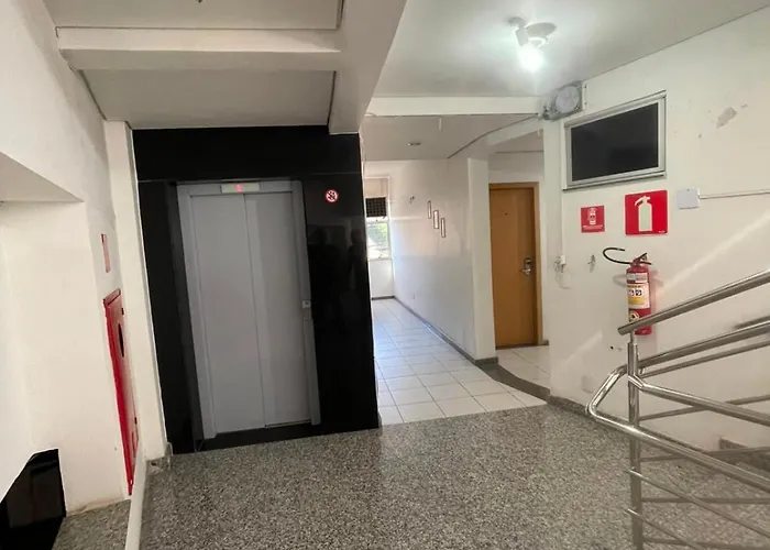 Hotel Gran Solar Com estacionamento para Caminhão com ponto de tomada para baú frigorífico