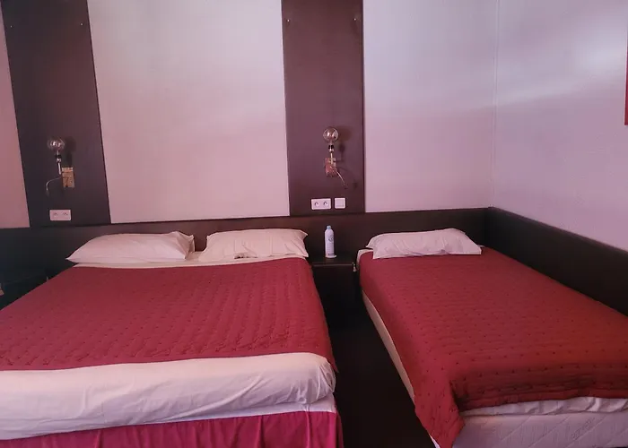 Bomotel