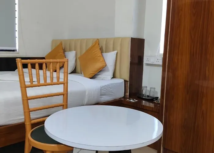 Hotel Mayur Lodge
