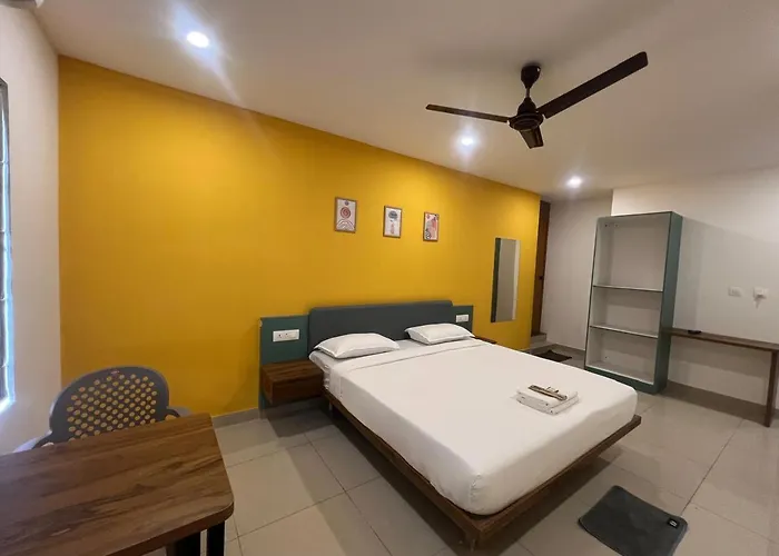 Cozy Rooms & Dormitory