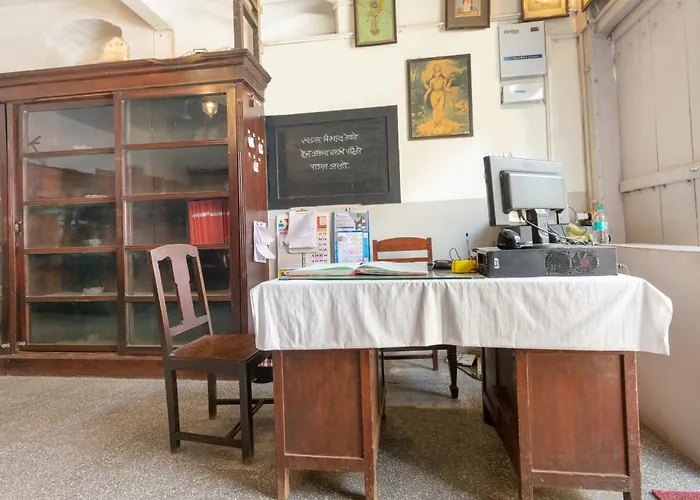 Hotel O Bhuikot Fort Solapur Formerly Homi Inn