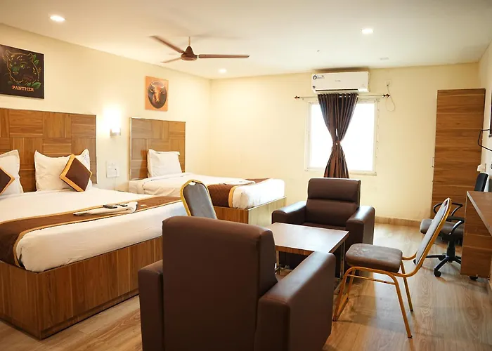 Hotel Savithas Grand