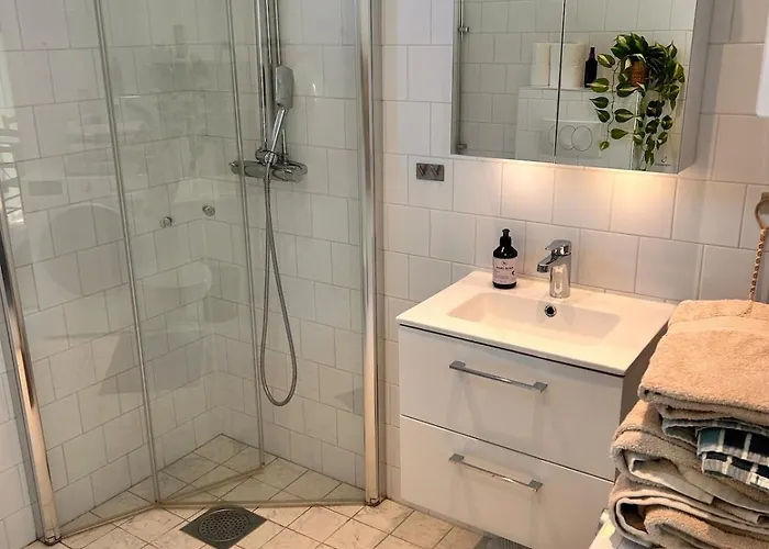 Summer House Within Walking Distance Of Tofta Beach!
