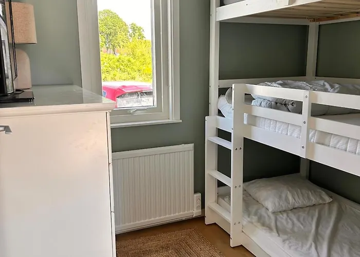Summer House Within Walking Distance Of Tofta Beach!