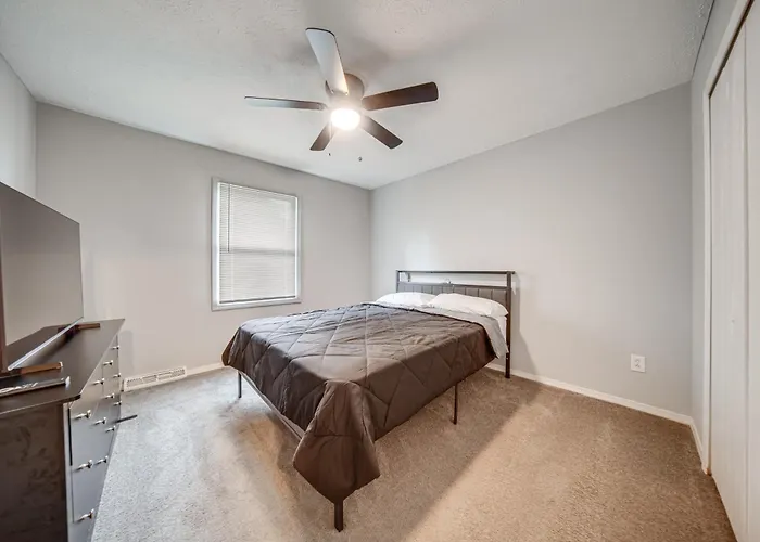 3 Mi To Mill Creek Parks - Pet Friendly!