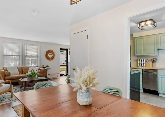 Cozy Stay 2Mi To Beach/Downtown